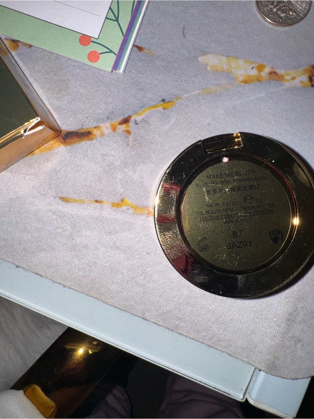 Yves Saint Laurent Hot Pink Blush Compact with Gold Logo - Picture 2 of 8